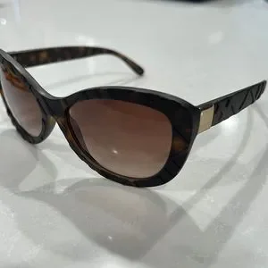 Burberry | Accessories | Nwot Burberry Womens Oversized  display picture 2